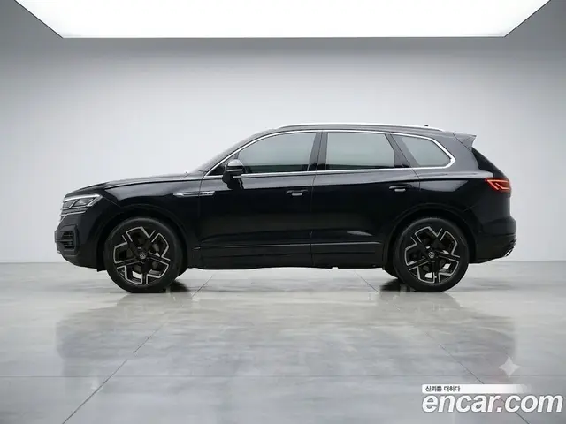 Volkswagen Touareg 2026 3.0 автомат (гидро), миниатюра 2 Volkswagen Touareg 2026 3.0 автомат (гидро), миниатюра 2