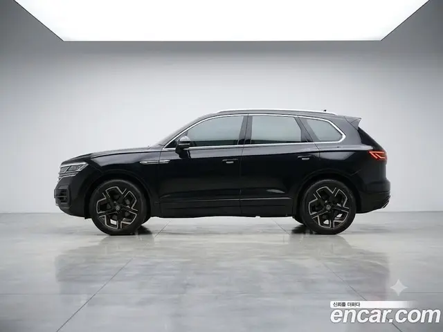 Volkswagen Touareg 2026 3.0 автомат (гидро), миниатюра 4 Volkswagen Touareg 2026 3.0 автомат (гидро), миниатюра 4