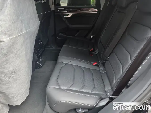 Volkswagen Touareg 2026 3.0 автомат (гидро), миниатюра 8 Volkswagen Touareg 2026 3.0 автомат (гидро), миниатюра 8