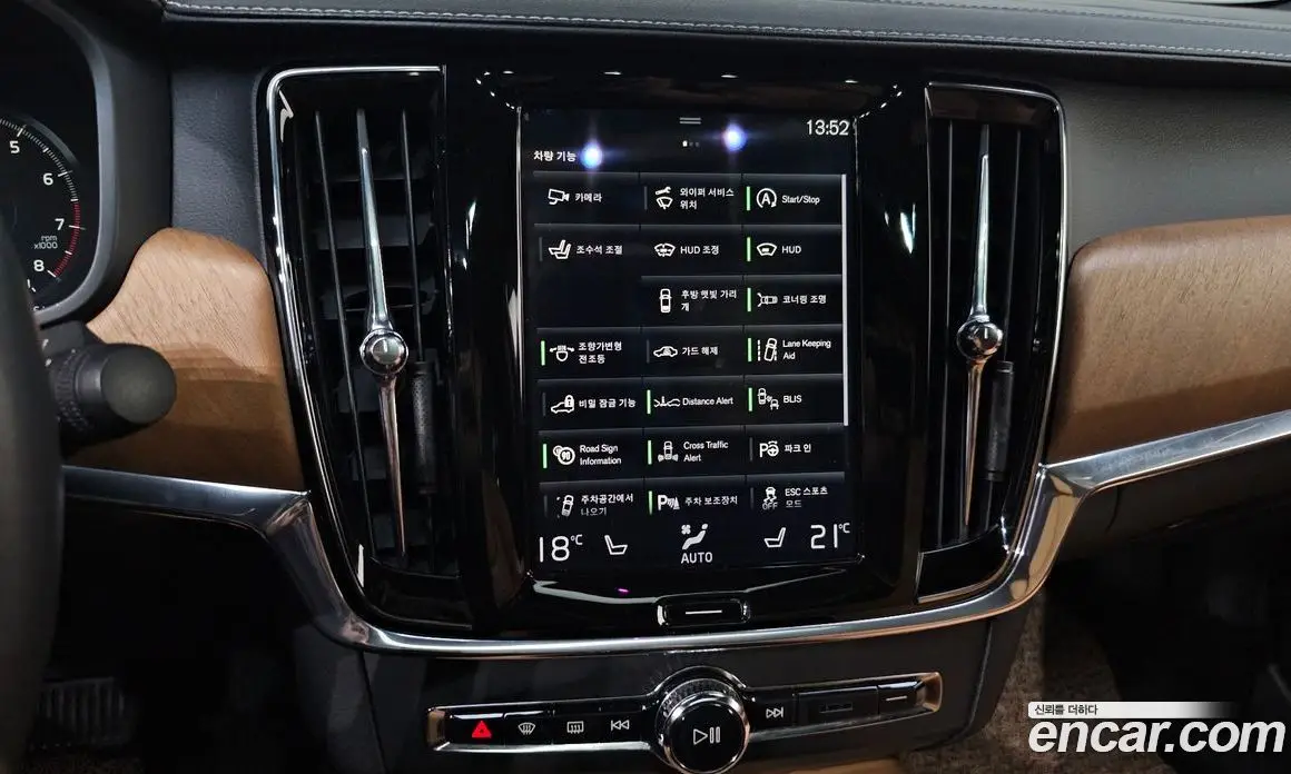 Volvo S90 2018 2.0 автомат (гидро), фото 15 Volvo S90 2018 2.0 автомат (гидро), фото 15