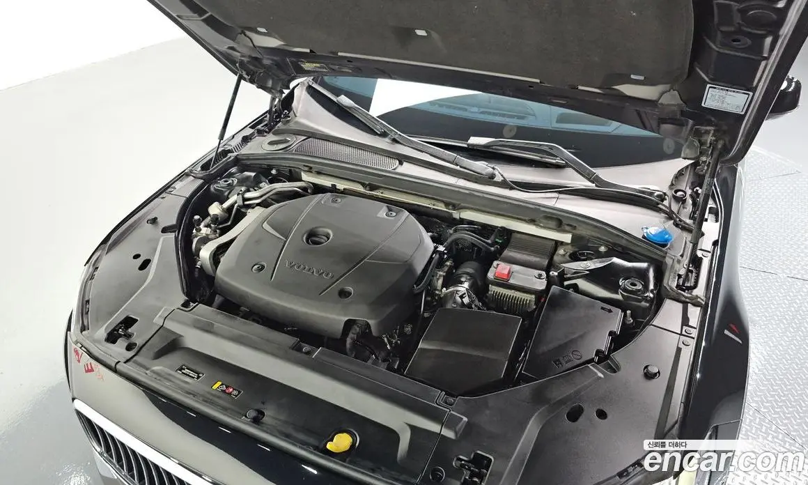 Volvo S90 2018 2.0 автомат (гидро), фото 6 Volvo S90 2018 2.0 автомат (гидро), фото 6