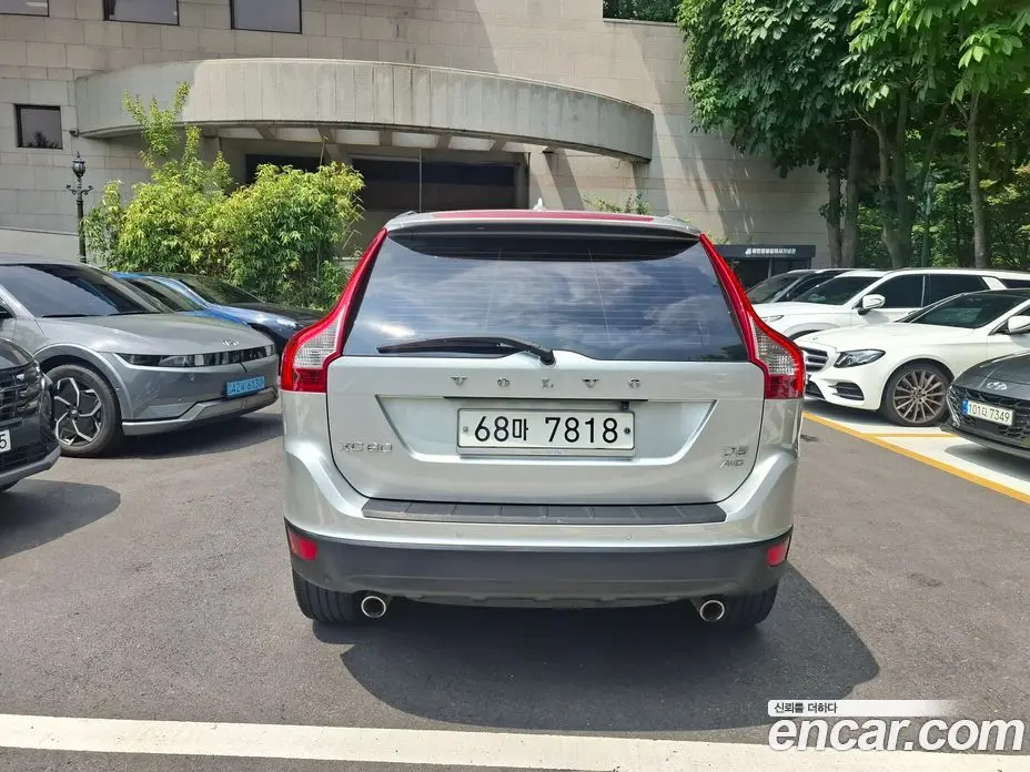 Volvo XC60 2011 2.4 автомат (гидро), фото 4 Volvo XC60 2011 2.4 автомат (гидро), фото 4
