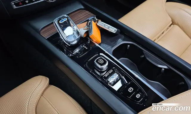 Volvo XC60 2021 2.0 автомат (гидро), миниатюра 12