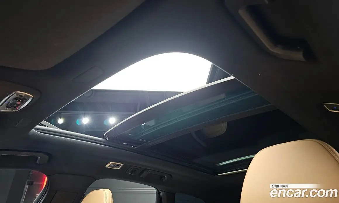 Volvo XC60 2021 2.0 автомат (гидро), фото 32
