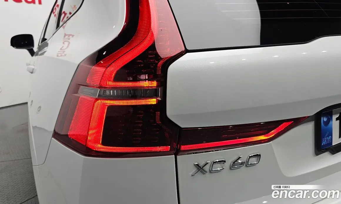 Volvo XC60 2025 2.0 автомат (гидро), фото 9 Volvo XC60 2025 2.0 автомат (гидро), фото 9