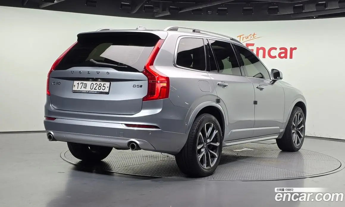 Volvo XC90 2016 2.0 автомат (гидро), фото 2 Volvo XC90 2016 2.0 автомат (гидро), фото 2
