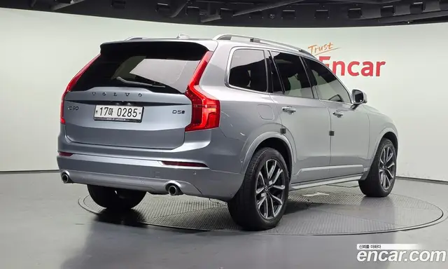 Volvo XC90 2016 2.0 автомат (гидро), миниатюра 2 Volvo XC90 2016 2.0 автомат (гидро), миниатюра 2