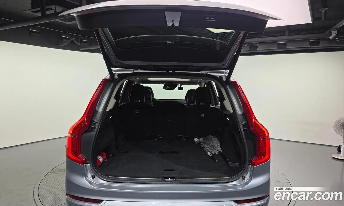 Volvo XC90 2016 2.0 автомат (гидро), фото 20 Volvo XC90 2016 2.0 автомат (гидро), фото 20