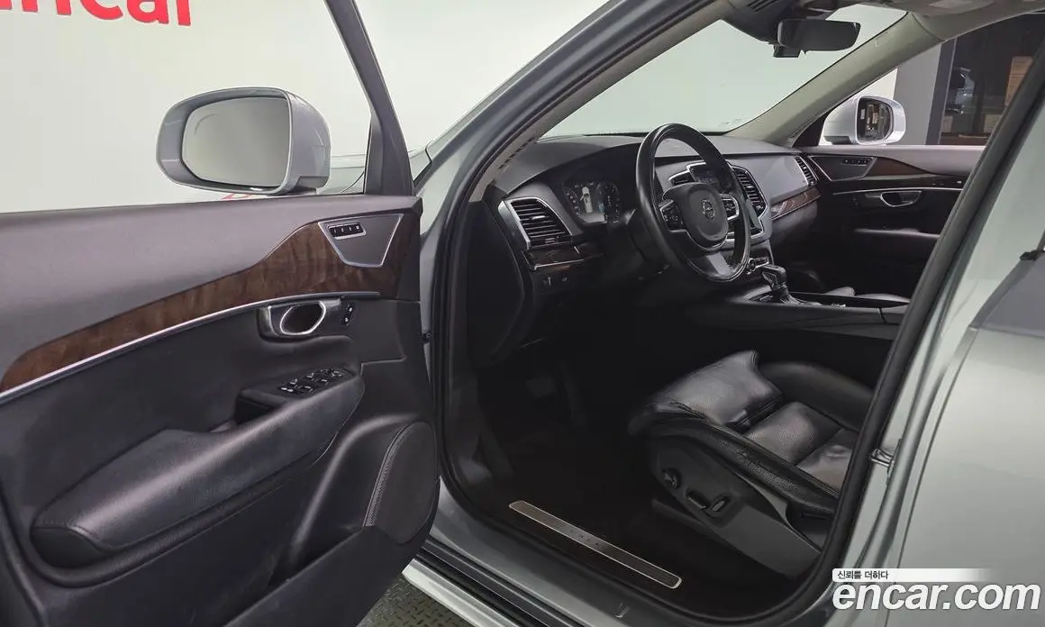 Volvo XC90 2016 2.0 автомат (гидро), фото 10 Volvo XC90 2016 2.0 автомат (гидро), фото 10