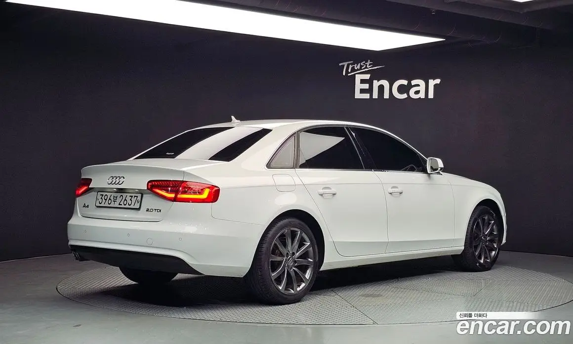 Audi A4 2014 2.0 автомат (гидро), фото 2 Audi A4 2014 2.0 автомат (гидро), фото 2