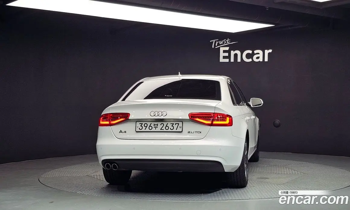 Audi A4 2014 2.0 автомат (гидро), фото 4 Audi A4 2014 2.0 автомат (гидро), фото 4
