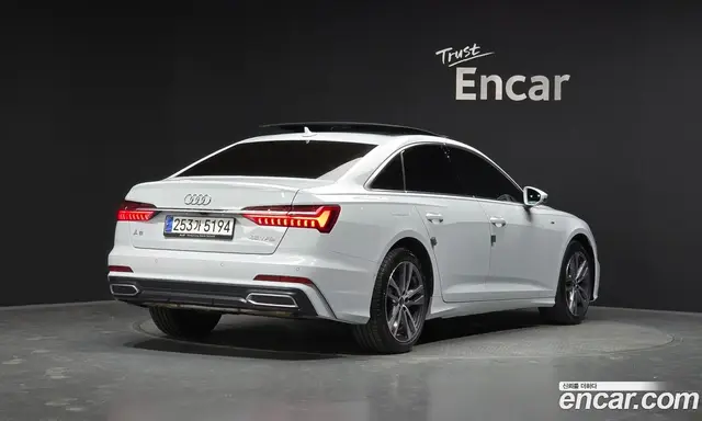 Audi A6 2023 2.0 автомат (гидро), миниатюра 2
