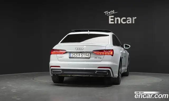 Audi A6 2023 2.0 автомат (гидро), миниатюра 4