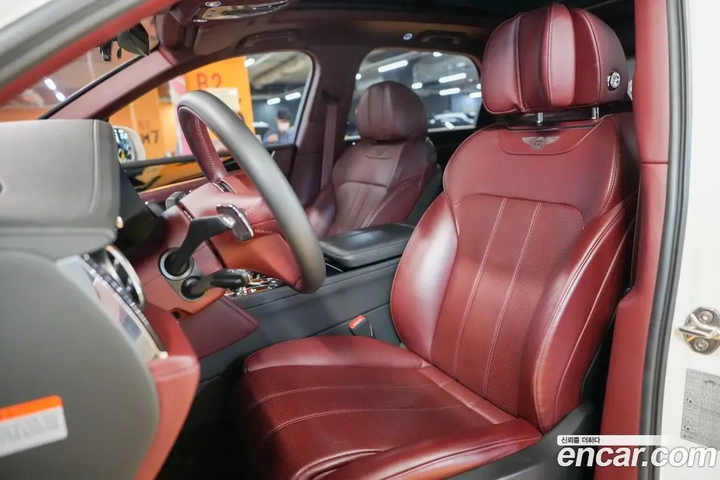 Bentley Bentayga 2020 4.0 автомат (гидро), фото 18