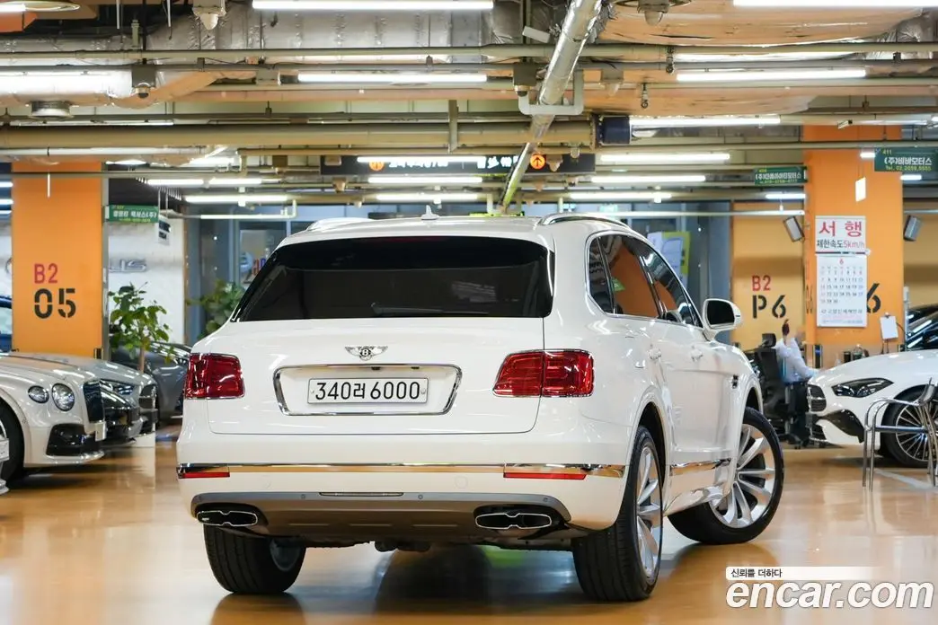 Bentley Bentayga 2020 4.0 автомат (гидро), фото 5