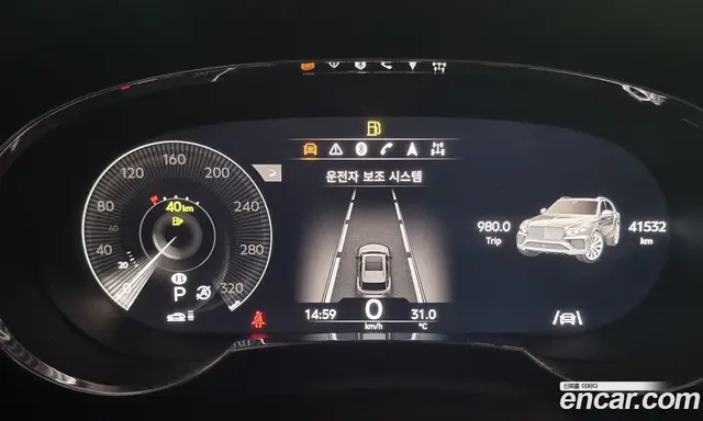 Bentley Bentayga 2023 4.0 автомат (гидро), миниатюра 11 Bentley Bentayga 2023 4.0 автомат (гидро), миниатюра 11