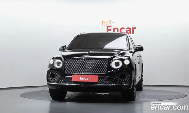 Bentley Bentayga 2023 4.0 автомат (гидро), миниатюра 3 Bentley Bentayga 2023 4.0 автомат (гидро), миниатюра 3