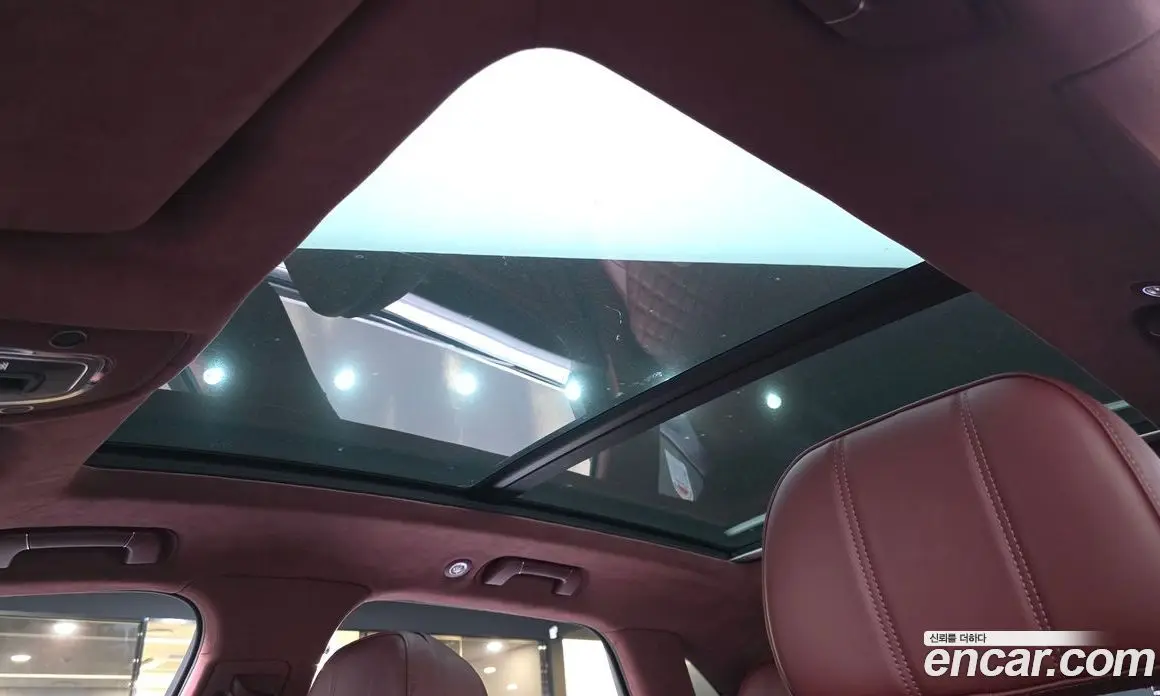 Bentley Bentayga 2023 4.0 автомат (гидро), фото 25 Bentley Bentayga 2023 4.0 автомат (гидро), фото 25