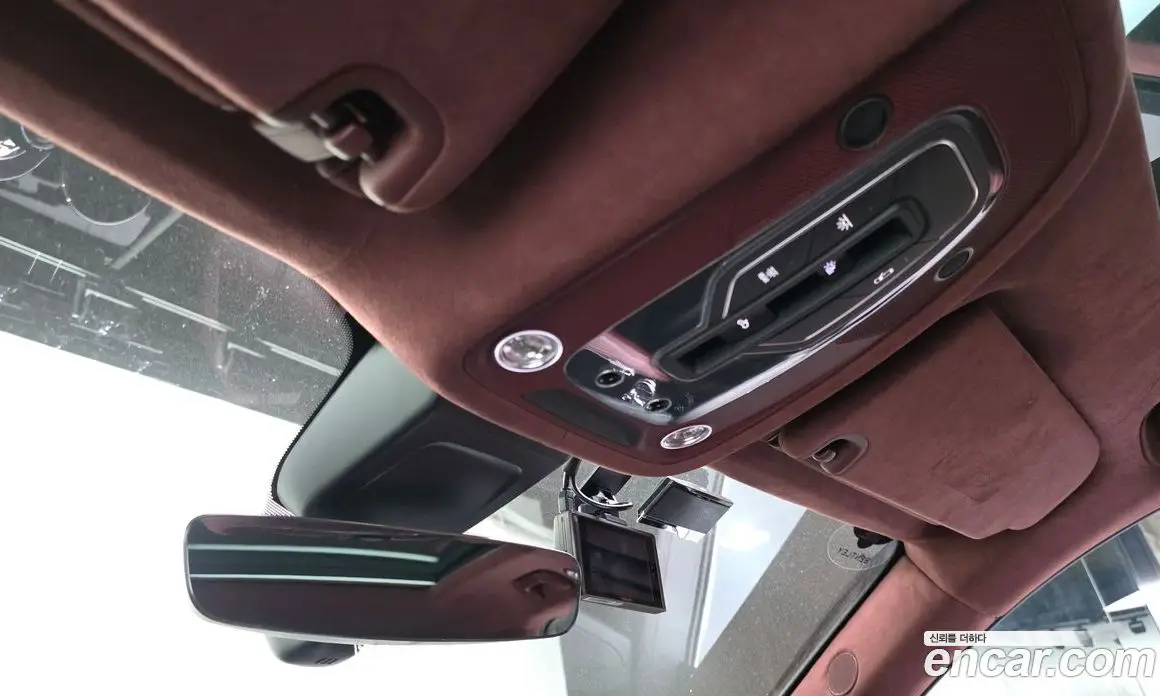Bentley Bentayga 2023 4.0 автомат (гидро), фото 34 Bentley Bentayga 2023 4.0 автомат (гидро), фото 34