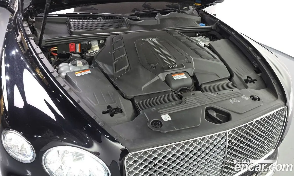 Bentley Bentayga 2023 4.0 автомат (гидро), фото 6 Bentley Bentayga 2023 4.0 автомат (гидро), фото 6