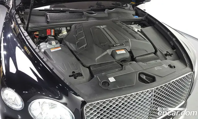 Bentley Bentayga 2023 4.0 автомат (гидро), миниатюра 6 Bentley Bentayga 2023 4.0 автомат (гидро), миниатюра 6