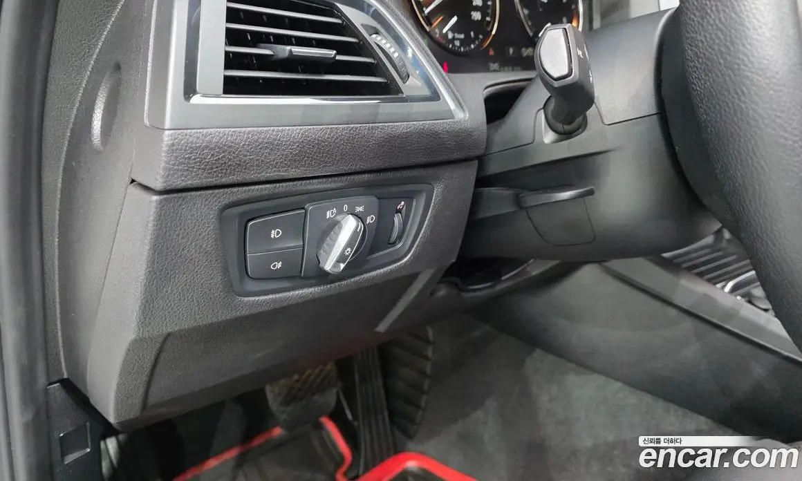 BMW 1 серия 2018 2.0 автомат (гидро), фото 20 BMW 1 серия 2018 2.0 автомат (гидро), фото 20