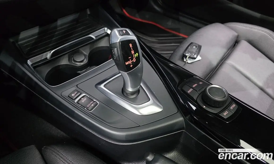 BMW 1 серия 2018 2.0 автомат (гидро), фото 9 BMW 1 серия 2018 2.0 автомат (гидро), фото 9