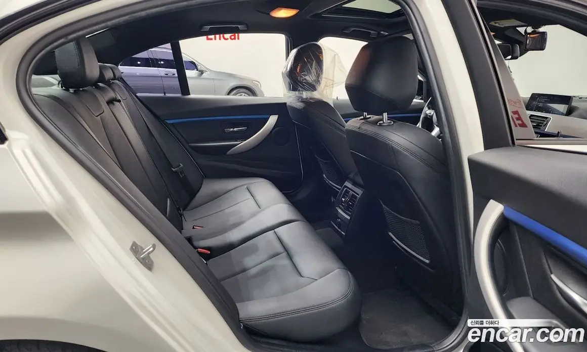 BMW 3 серия 2016 2.0 автомат (гидро), фото 11 BMW 3 серия 2016 2.0 автомат (гидро), фото 11