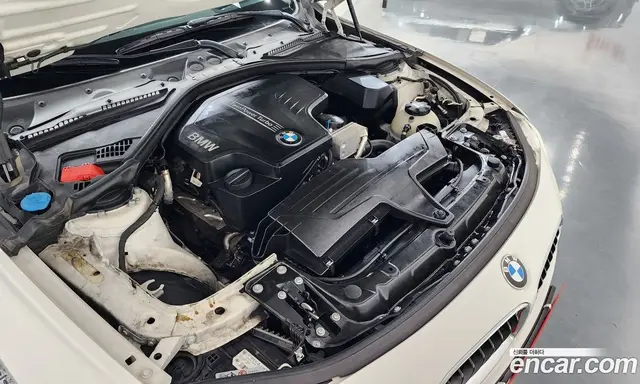 BMW 3 серия 2016 2.0 автомат (гидро), миниатюра 6 BMW 3 серия 2016 2.0 автомат (гидро), миниатюра 6
