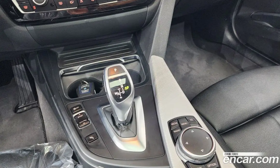 BMW 3 серия 2016 2.0 автомат (гидро), фото 9 BMW 3 серия 2016 2.0 автомат (гидро), фото 9