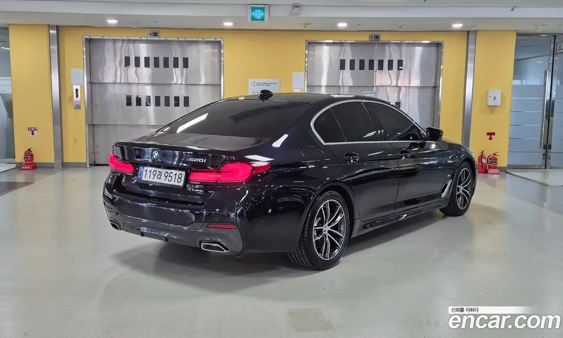 BMW 5 серия 2021 2.0 автомат (гидро), фото 2 BMW 5 серия 2021 2.0 автомат (гидро), фото 2