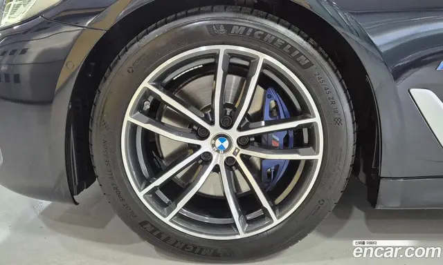 BMW 5 серия 2021 2.0 автомат (гидро), миниатюра 5 BMW 5 серия 2021 2.0 автомат (гидро), миниатюра 5