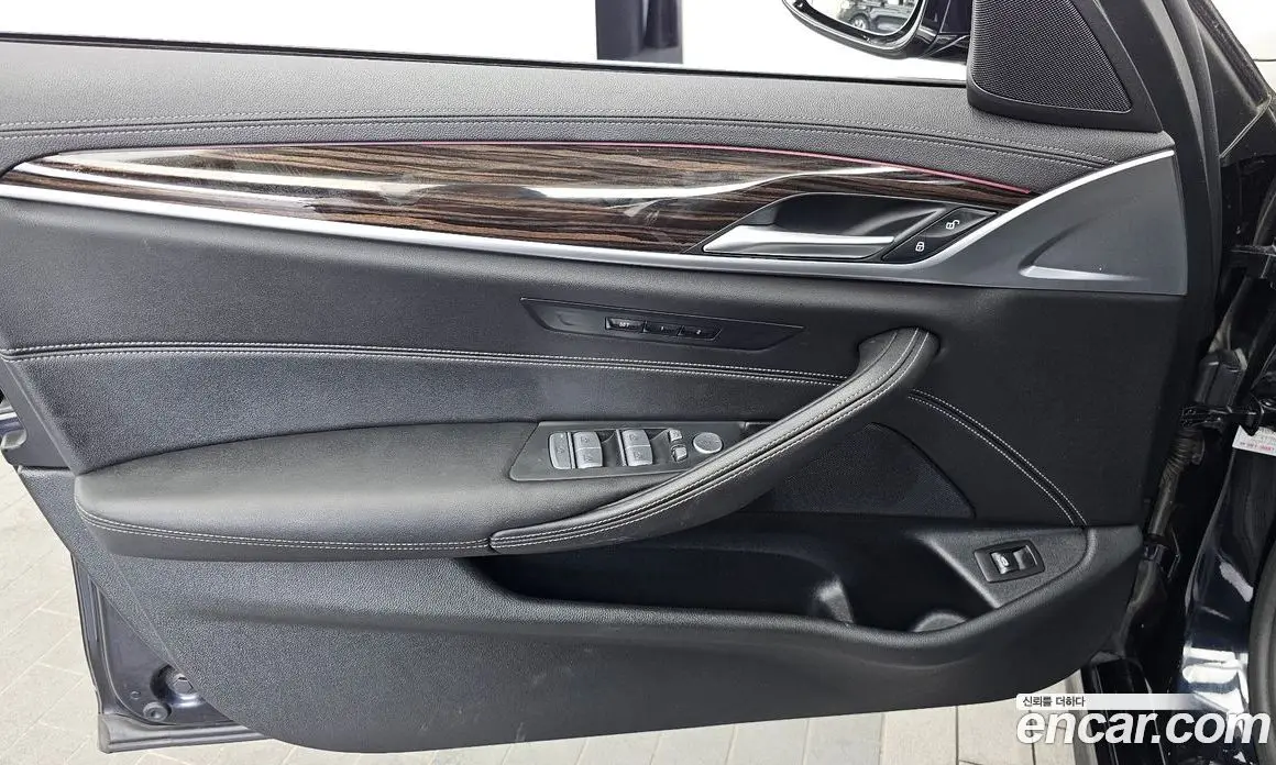 BMW 5 серия 2021 2.0 автомат (гидро), фото 14