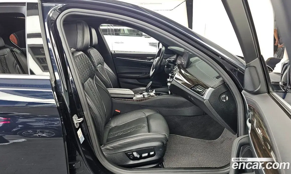 BMW 5 серия 2021 2.0 автомат (гидро), фото 17