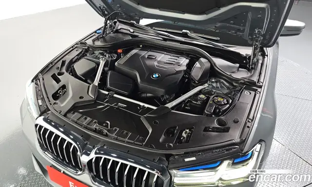 BMW 5 серия 2023 2.0 автомат (гидро), миниатюра 6 BMW 5 серия 2023 2.0 автомат (гидро), миниатюра 6