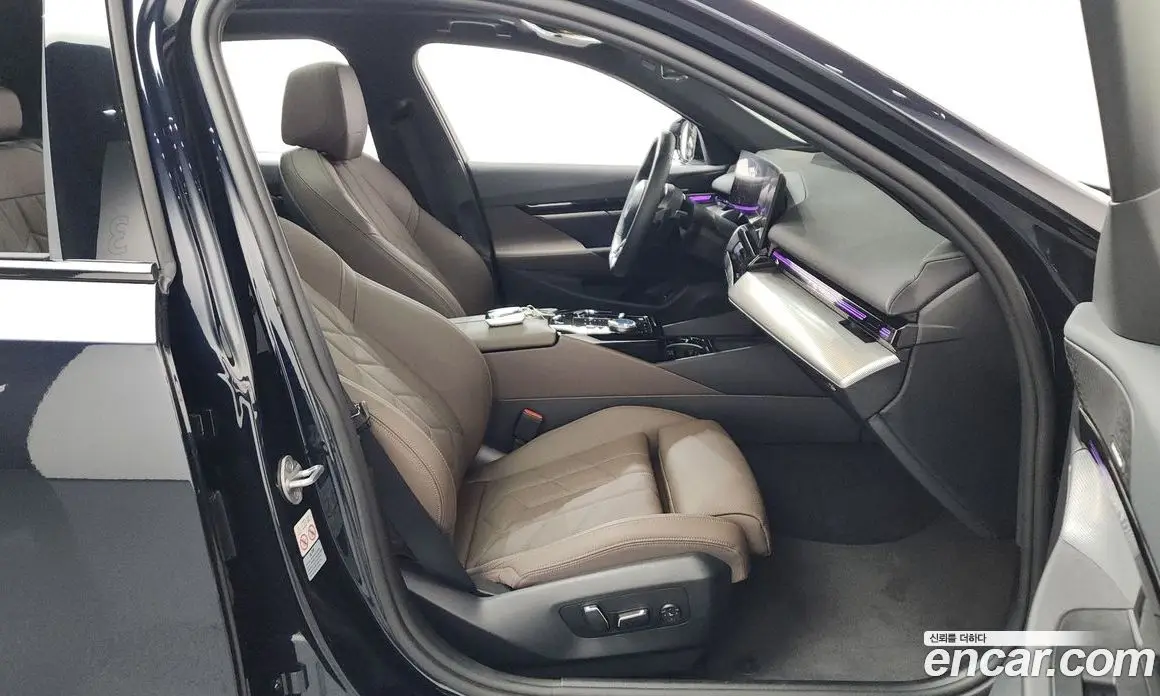 BMW 5 серия 2024 2.0 автомат (гидро), фото 16 BMW 5 серия 2024 2.0 автомат (гидро), фото 16