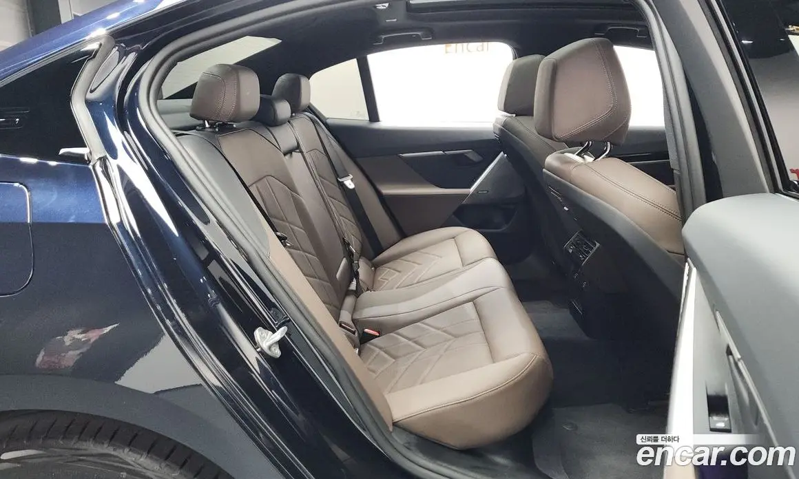 BMW 5 серия 2024 2.0 автомат (гидро), фото 17 BMW 5 серия 2024 2.0 автомат (гидро), фото 17