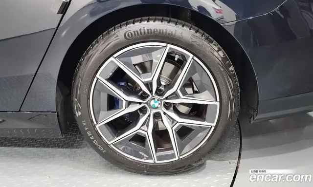 BMW 5 серия 2024 2.0 автомат (гидро), миниатюра 7 BMW 5 серия 2024 2.0 автомат (гидро), миниатюра 7
