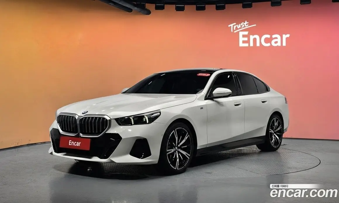 BMW 5 серия 2025 2.0 автомат (гидро), фото 32