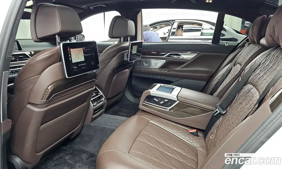 BMW 7 серия 2022 3.0 автомат (гидро), фото 16 BMW 7 серия 2022 3.0 автомат (гидро), фото 16