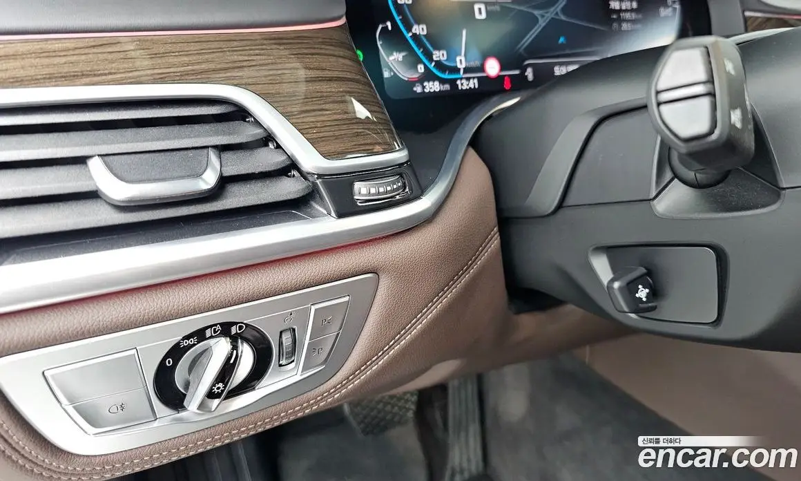 BMW 7 серия 2022 3.0 автомат (гидро), фото 28 BMW 7 серия 2022 3.0 автомат (гидро), фото 28