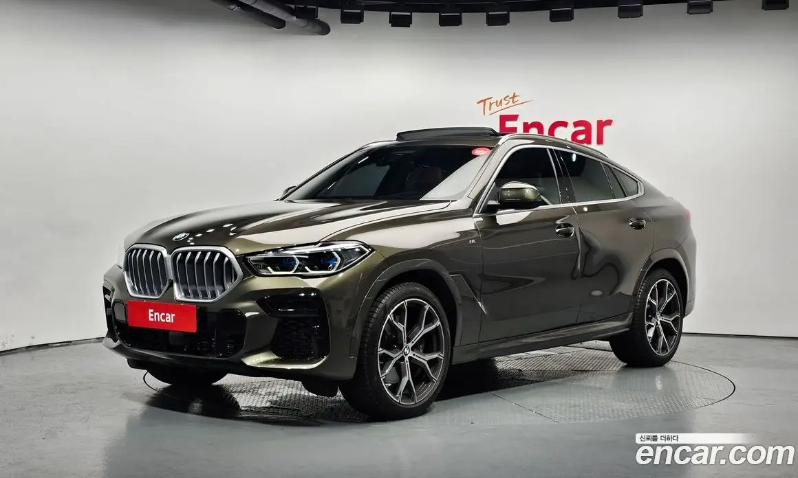 BMW X6 2022 3.0 автомат (гидро), фото 1 BMW X6 2022 3.0 автомат (гидро), фото 1