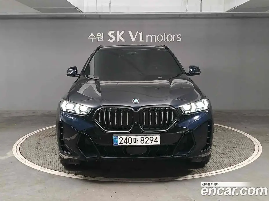 BMW X6 2025 3.0 автомат (гидро), фото 1 BMW X6 2025 3.0 автомат (гидро), фото 1