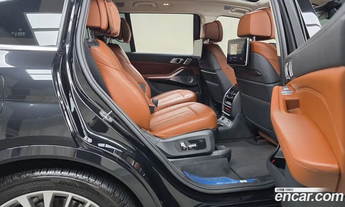 BMW X7 2021 3.0 автомат (гидро), фото 16