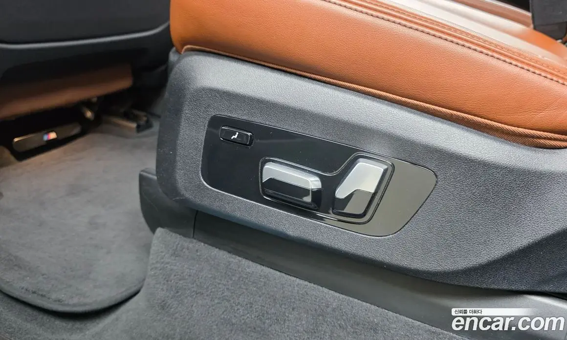 BMW X7 2021 3.0 автомат (гидро), фото 28