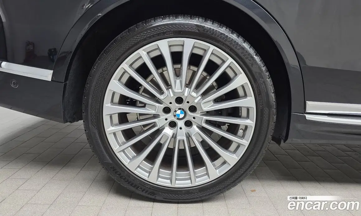 BMW X7 2021 3.0 автомат (гидро), фото 4