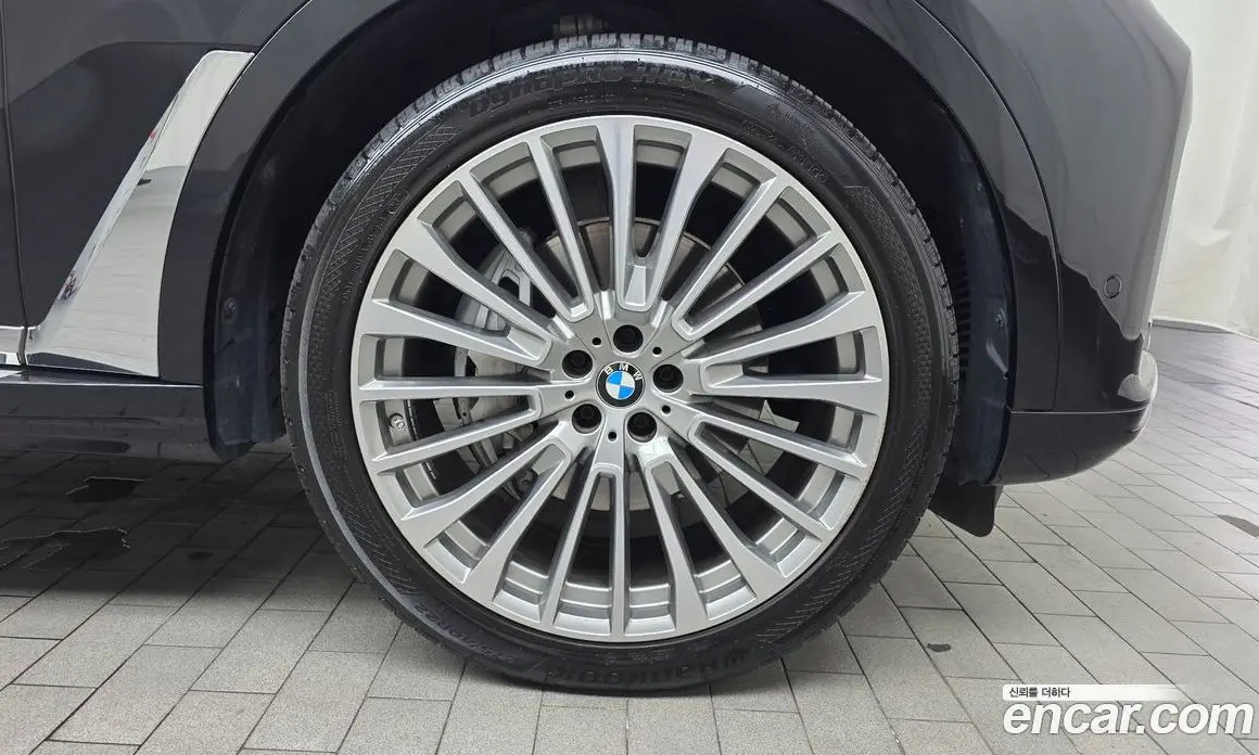 BMW X7 2021 3.0 автомат (гидро), фото 6