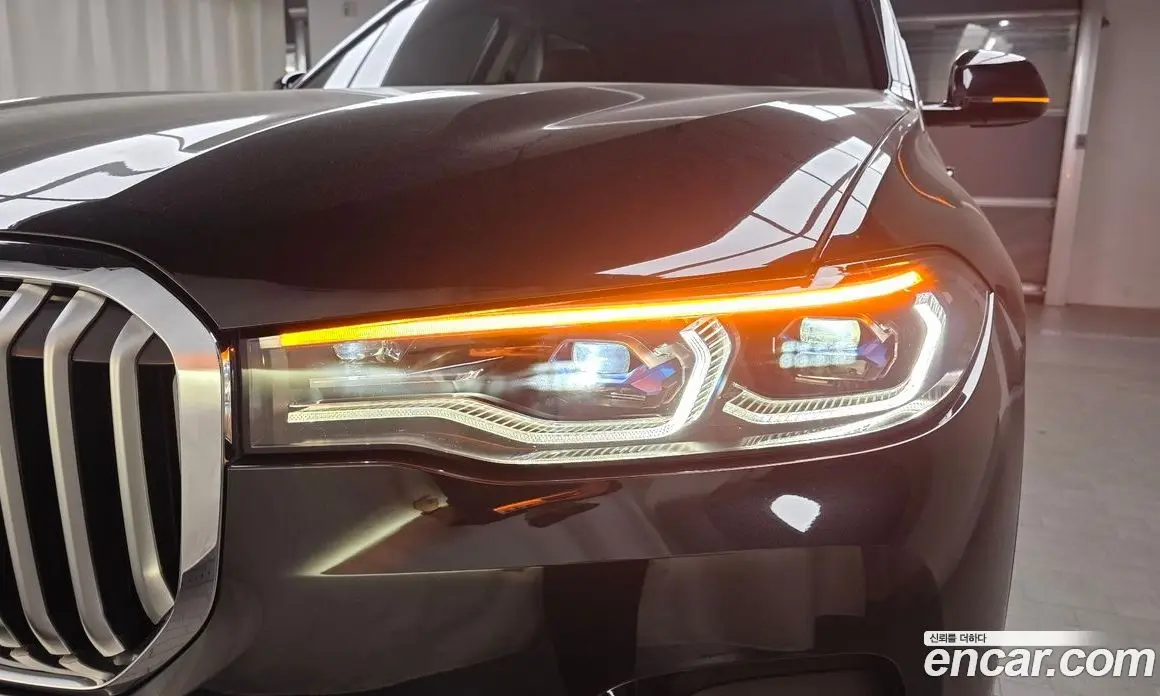 BMW X7 2021 3.0 автомат (гидро), фото 7