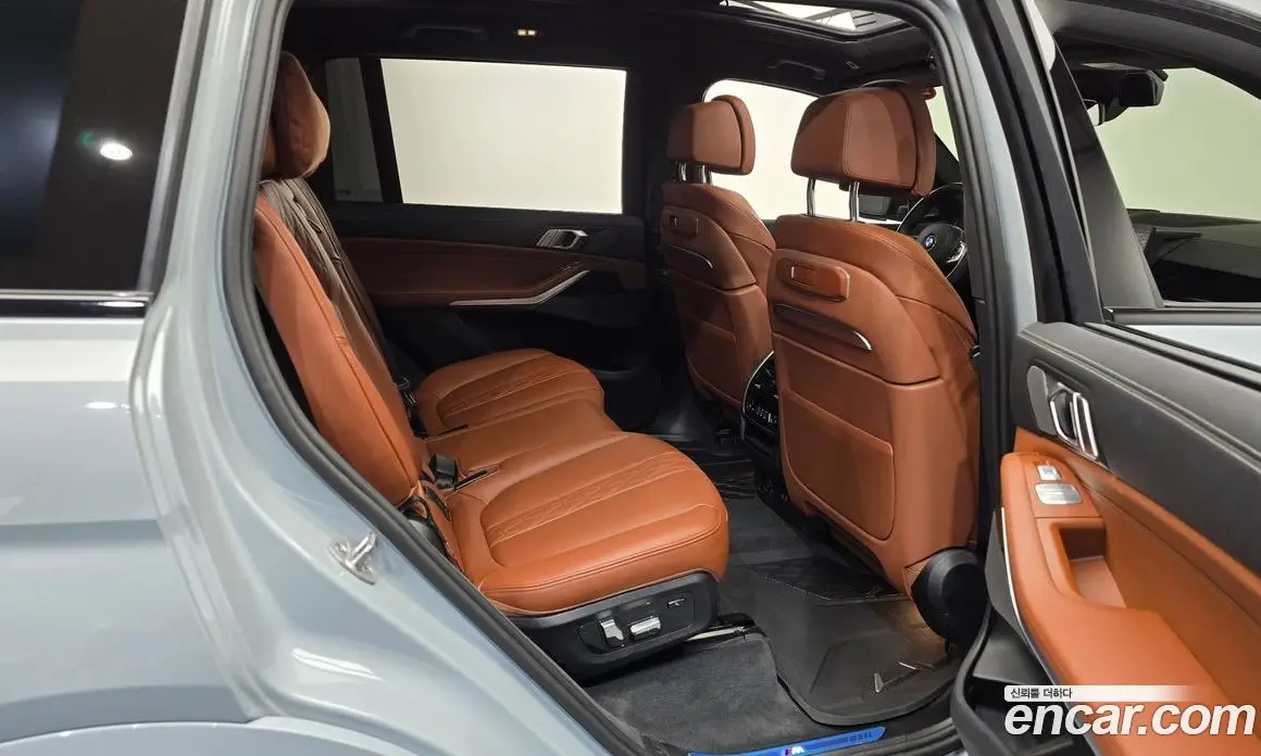 BMW X7 2024 3.0 автомат (гидро), фото 17 BMW X7 2024 3.0 автомат (гидро), фото 17