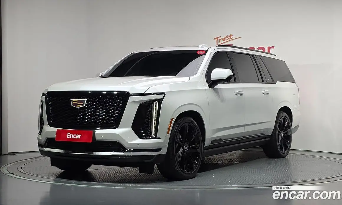 Cadillac Escalade 2025 6.2 автомат (гидро), фото 1 Cadillac Escalade 2025 6.2 автомат (гидро), фото 1